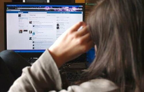 Сэрэмжлүүлэг: Чатаар таны танил мөнгө зээлүүлэхийг хүсвэл заавал утсаар залгаж баталгаажуулаарай